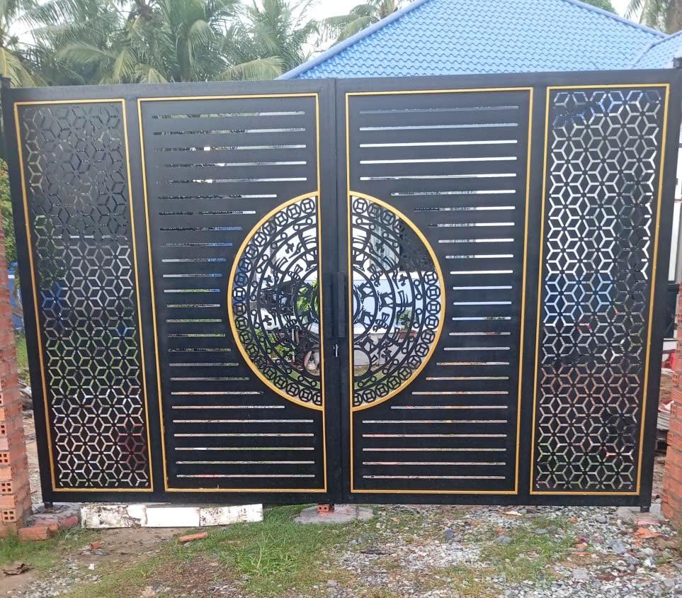 thi công cửa cổng hàng rào sắt nghệ thuật
