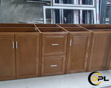 TỦ BẾP NHÔM GIẢ GỖ TẠI BẾN TRE