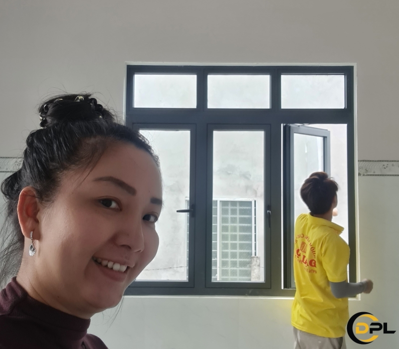 Cửa sổ nhôm xingfa