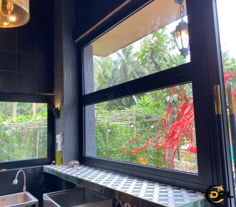 Thi Công Cửa Nhôm Nam Sung Màu Đen Đẹp Sang Trọng