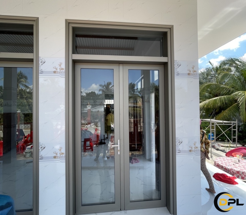 Nhôm Namsung cho khách Mỏ Cày Bắc