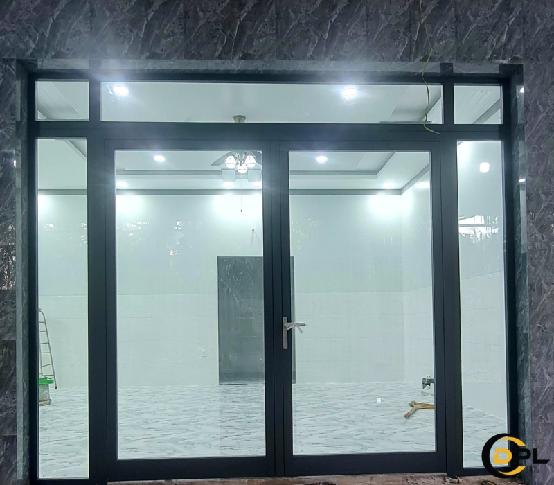 CỬA NHÔM XINGFA CHỢ LÁCH 