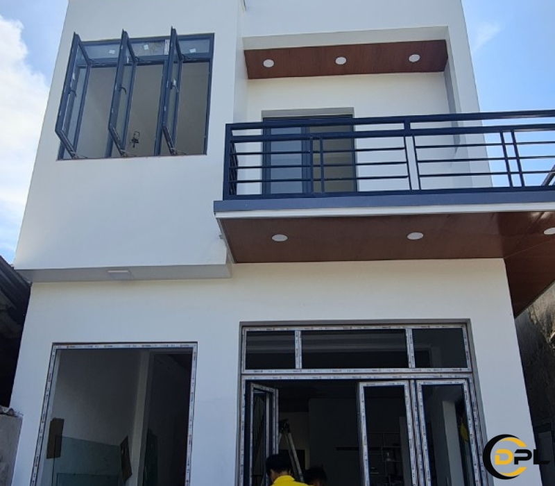 NHẬN LẮP CỬA NHÔM XINGFA CHỢ LÁCH