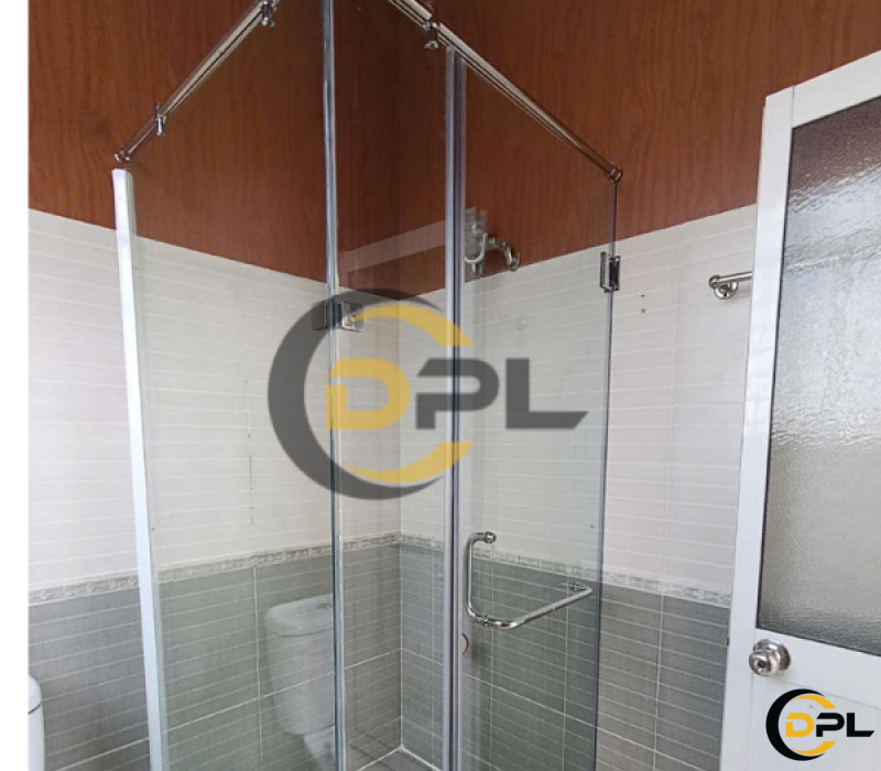 THI CÔNG VÁCH NGĂN KÍNH CƯỜNG LỰC NHÀ VỆ SINH